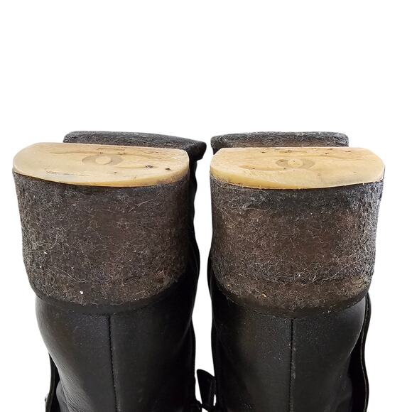 Chanel CC Turn Lock Ankle Boot Size 37 US 6 6.5 Black Glitter Low Heel Zip Up - Picture 8 of 11